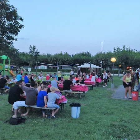 International Camping 살라바스