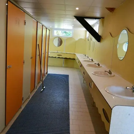 캠프장 International Camping 살라바스